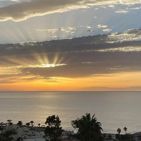 An Oasis Of Relaxation. Feel Good - Enjoy! Lejlighed